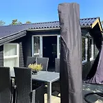 4 Person In Thisted-by Traum