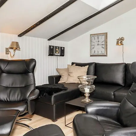 Holiday home Lxi *