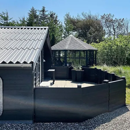 Lxi Holiday home